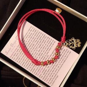 NWT 14k gold Hamsa bracelet 🎁 💝 boxed red cord satin pouch TSC Sandar Designs